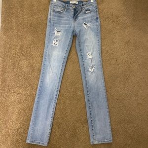 Bullhead Low Rise Skinny Jeans